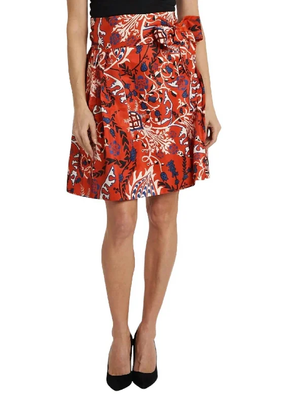 Carrie Wrap Skirt In Red